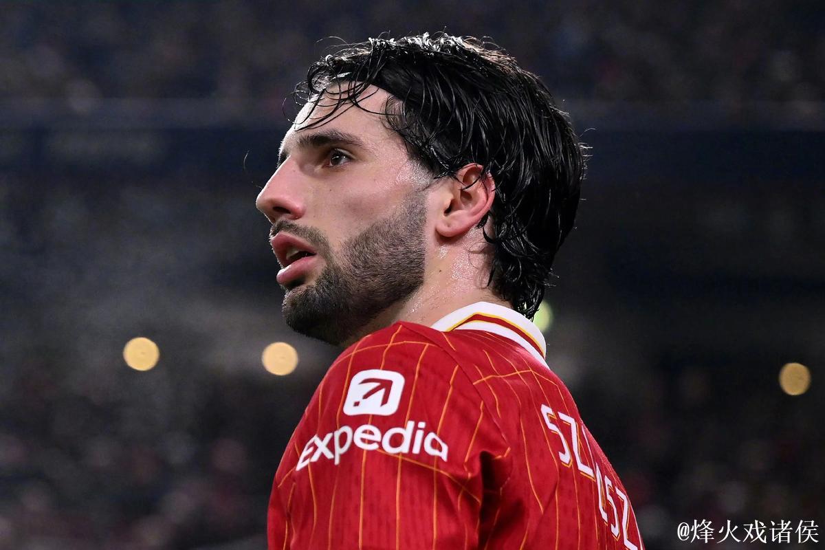 索博斯洛伊失误送点 利物浦0-1不敌加拉塔萨雷连遭两败 索博斯洛伊失误送点 利物浦0-1不敌加拉塔萨雷连遭两败