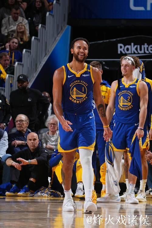 库里13分李凯尔8分 勇士擒灰熊3连胜排西部第2